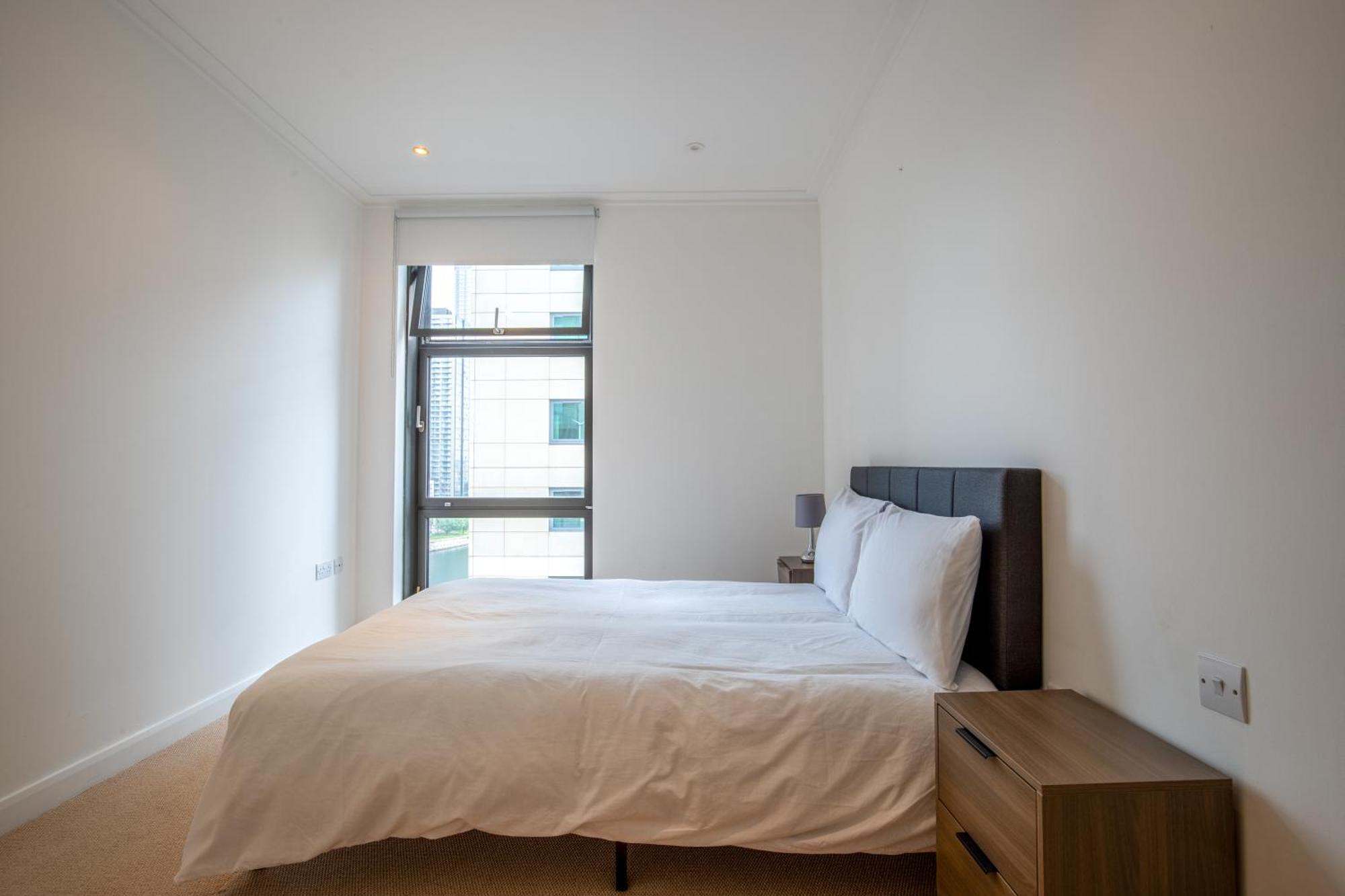 Londwell, Canary Wharf Boutique Balcony Londra